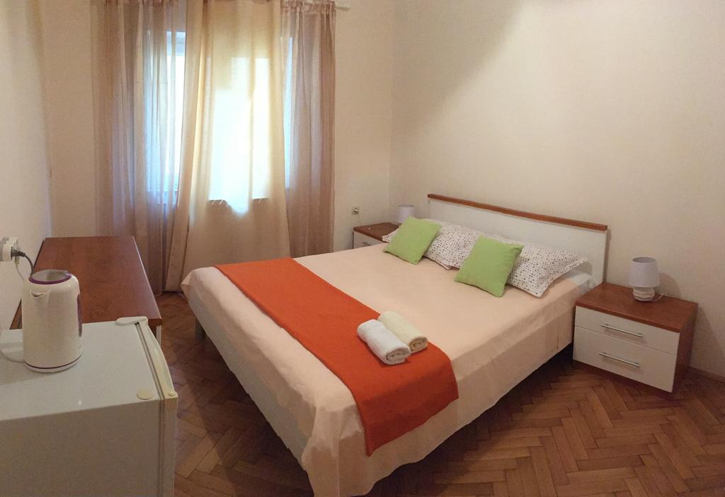 Guesthouse Cipre 鲁巴达 外观 照片